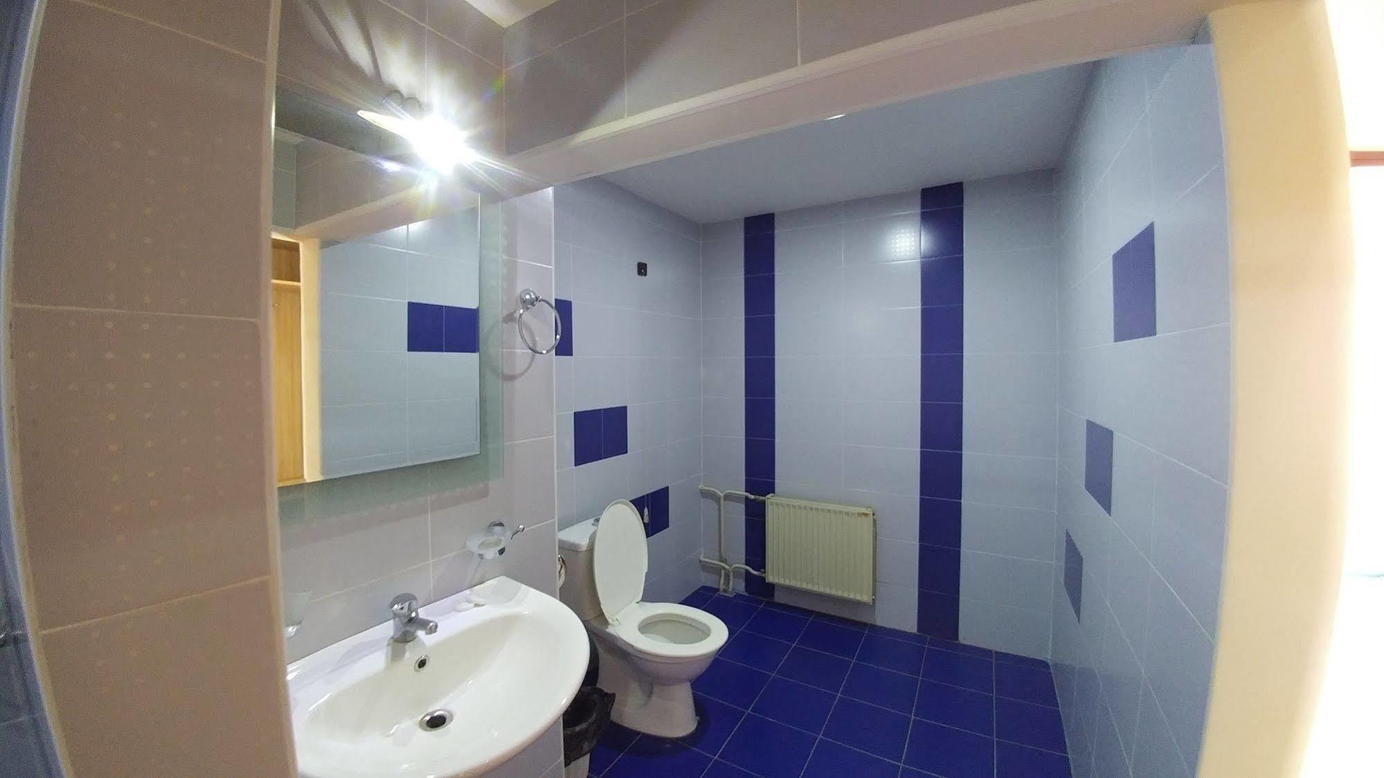 Cross Health Spa Center Jerevan Buitenkant foto
